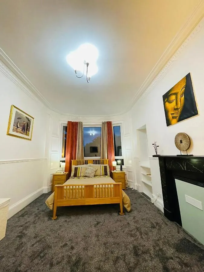Lovely 2-Bedroom Flat In Centre エディンバラ